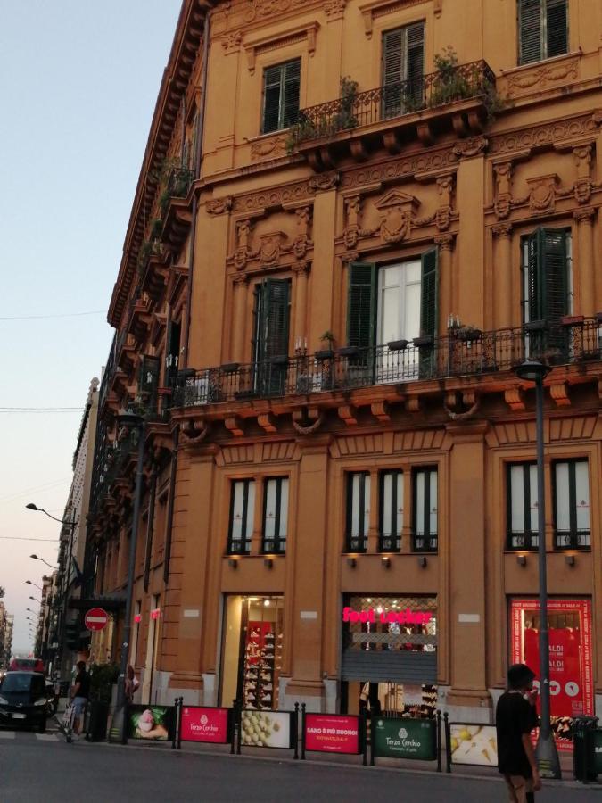 Suite Ruggero Settimo Палермо Екстериор снимка
